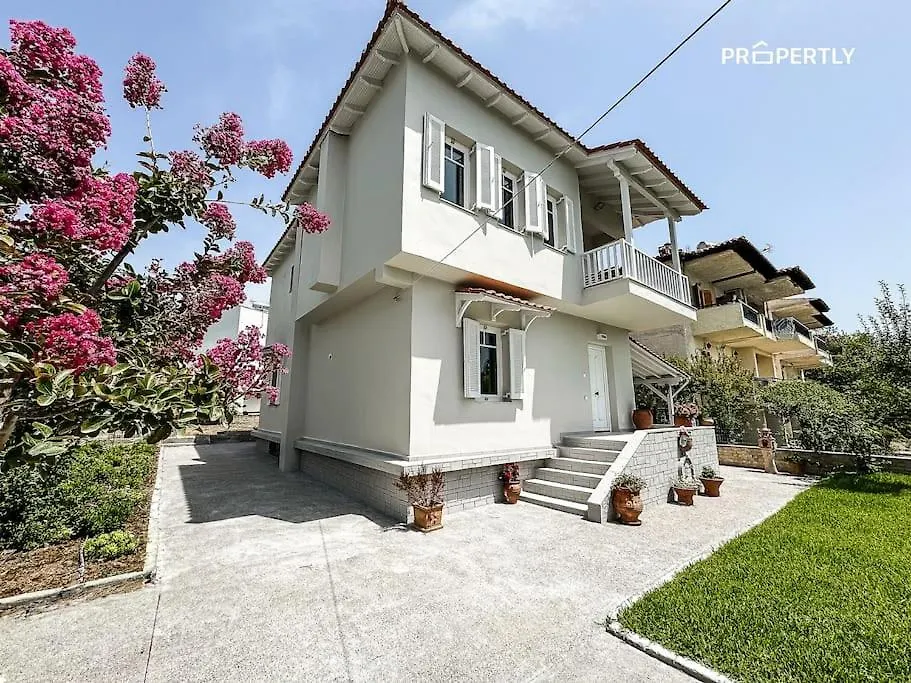 The Villa Φ Vergia